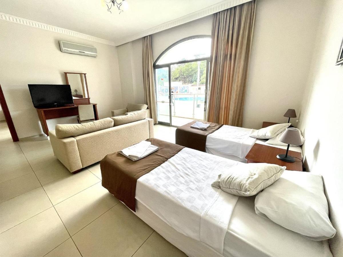 Forum Residence Hotel 말마리스 외부 사진